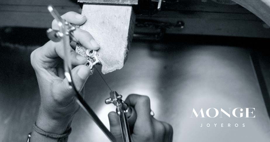 Joyas hechas a mano: 5 razones para tenerlas en tu joyero