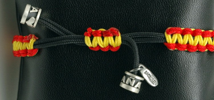 PULSERA VIRGEN NYLON ESPAÑA