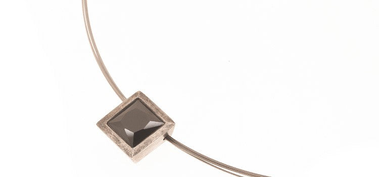 COLGANTE SQUARE NEGRO