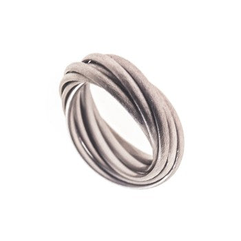 anillo enredado kado