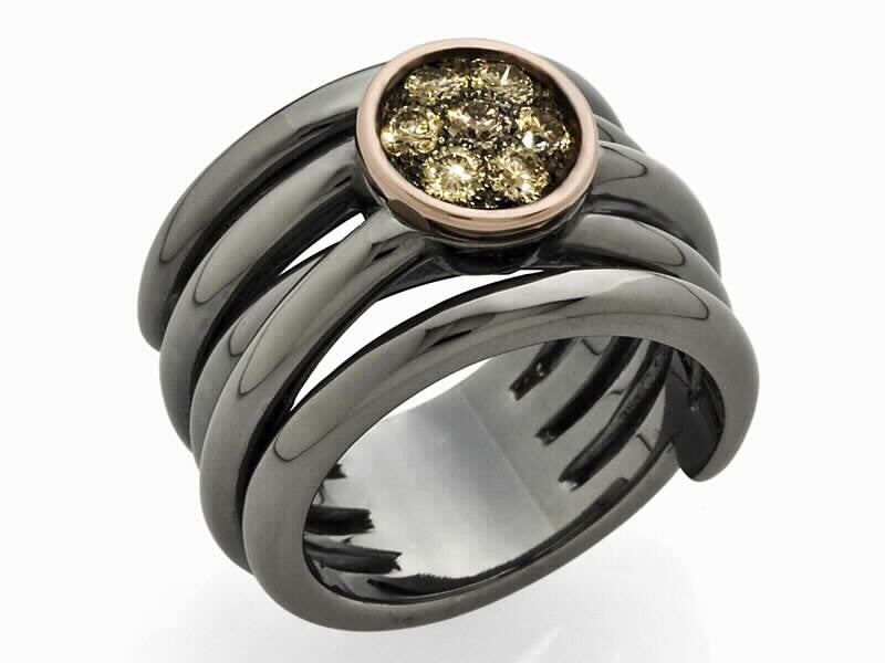 anillo black plata con diamantes coñac