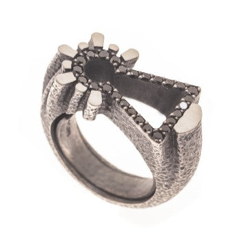 ANILLO VIRGEN DIAMANTES NEGROS