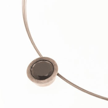 colgante botton negro