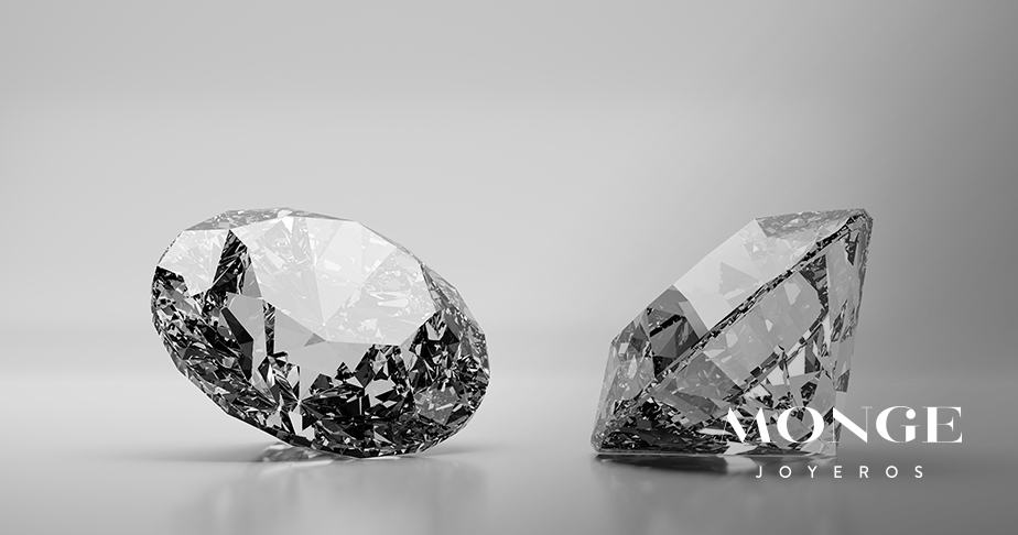 Dos diamantes