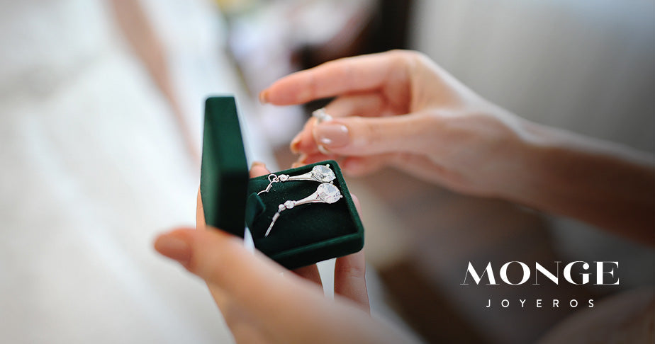 Joyas y detalles únicos: el regalo perfecto para acertar en el amigo invisible