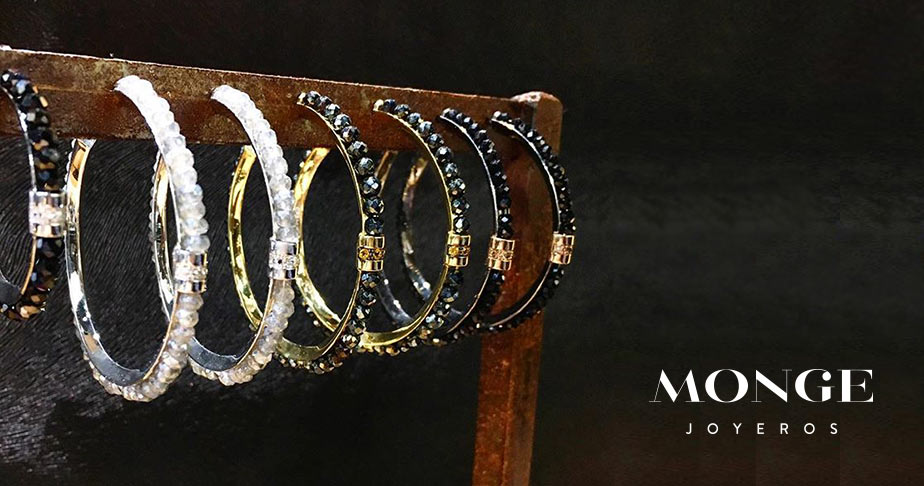 Pendientes de aro, el must have que no puede faltar en tus looks