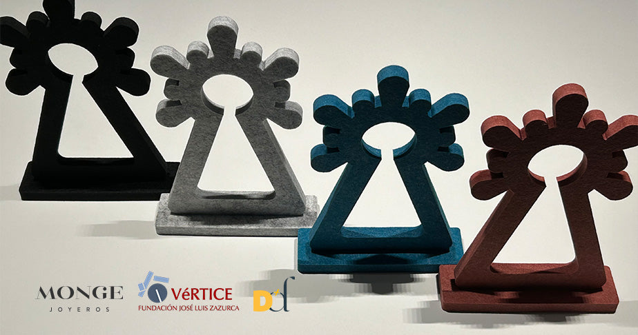 Nuestra Virgen del Pilar más especial: hecha a partir de botellas de plástico recicladas