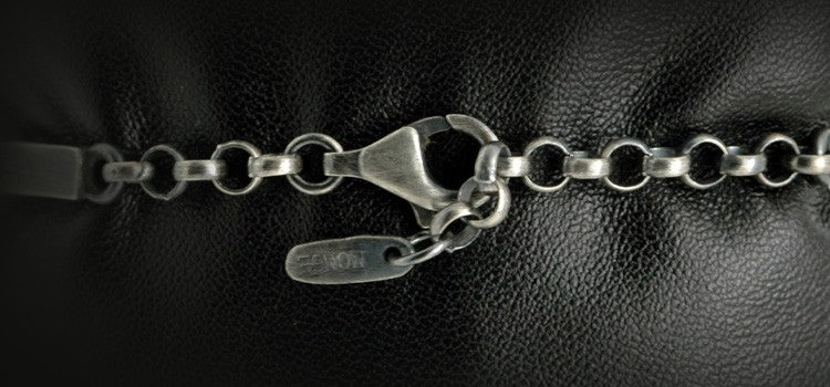 PULSERA VIRGEN CHAPAS CON DIAMANTE COÑAC