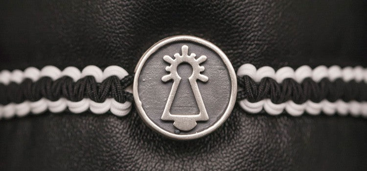 PULSERA COFRADE BLANCO Y NEGRO