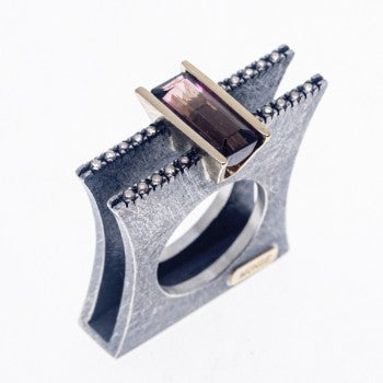 anillo turmalina rosa