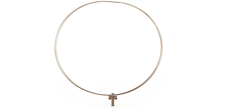 colgante cruz brillantes coñac