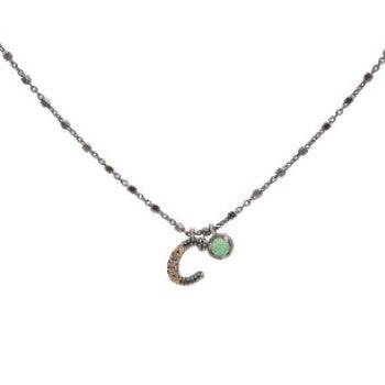 colgante raive letra c